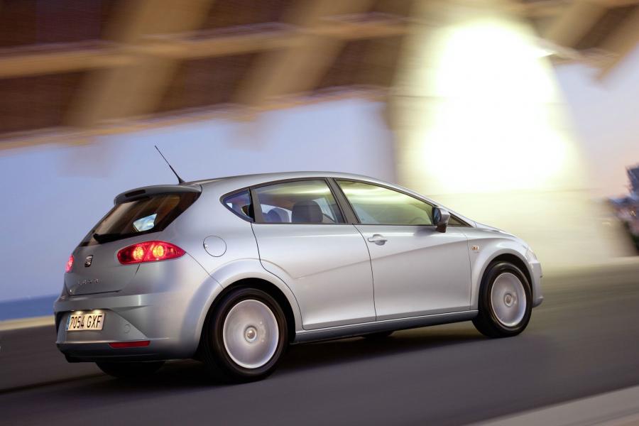  Seat Leon 1.2 TSI 2010 года  (фото 7 из 7)